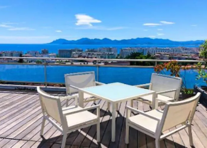 Penthouse Cannes 100M2 Avec 2 Suites Et Terrasse 80M2